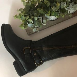 Steve Madden black high boots